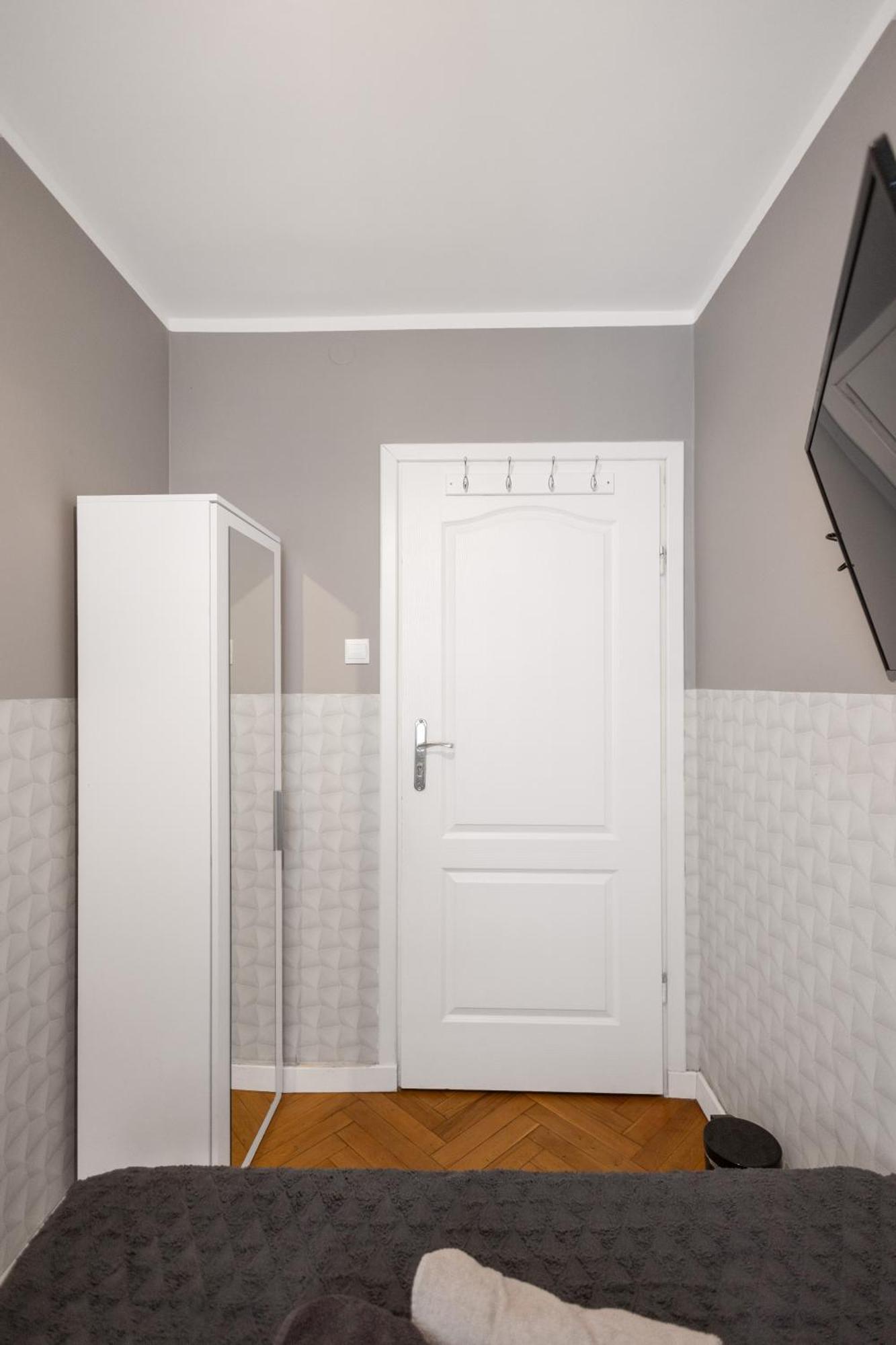 ורשה Clicktheflat Zurawia Street Apart Rooms מראה חיצוני תמונה