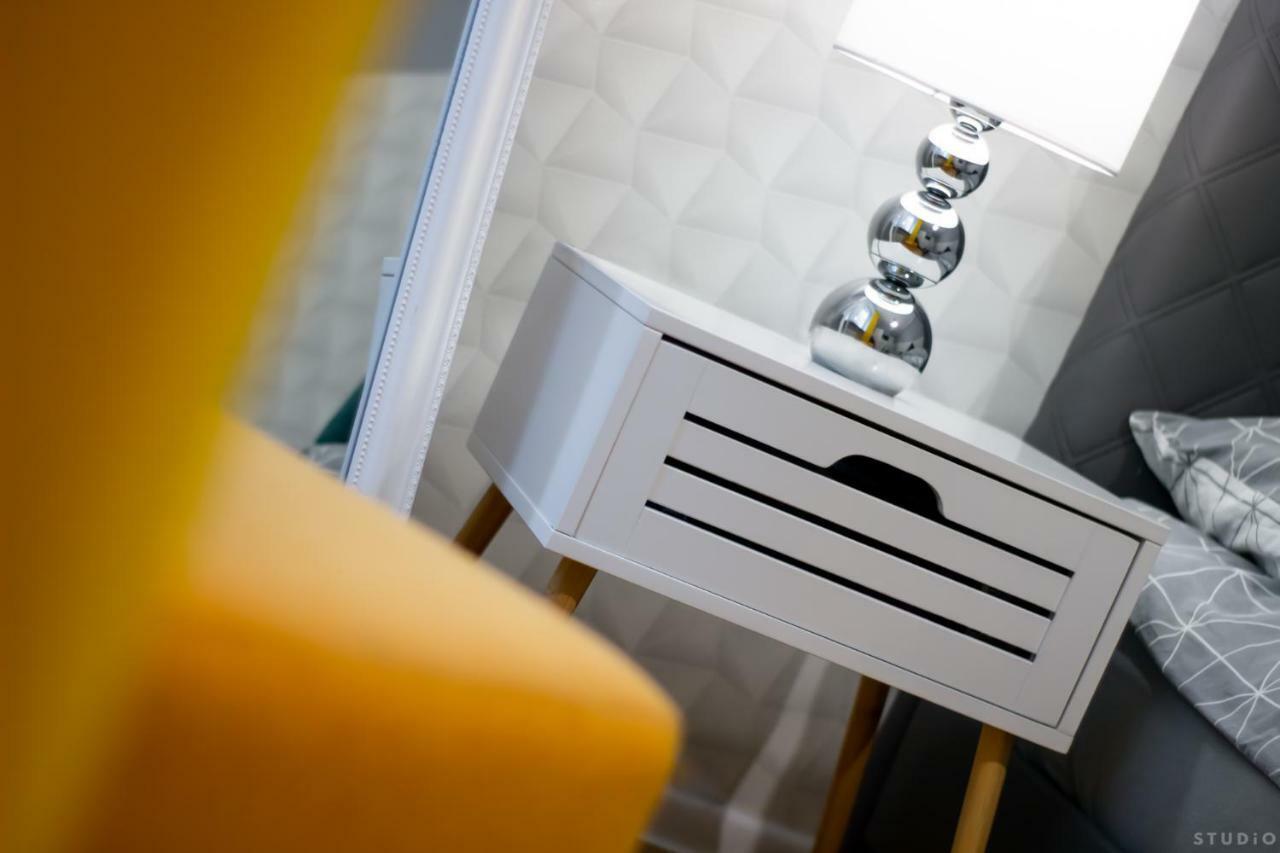 ורשה Clicktheflat Zurawia Street Apart Rooms מראה חיצוני תמונה